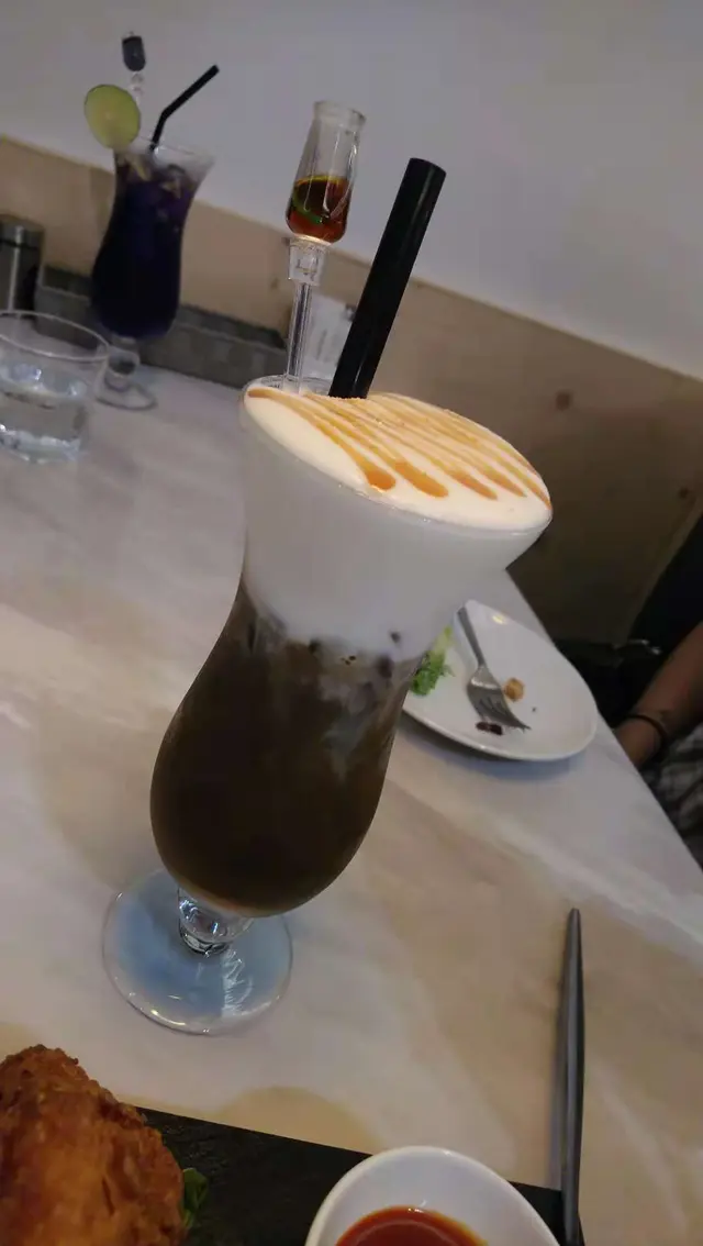 凍海鹽焦糖意大利鮮奶咖啡