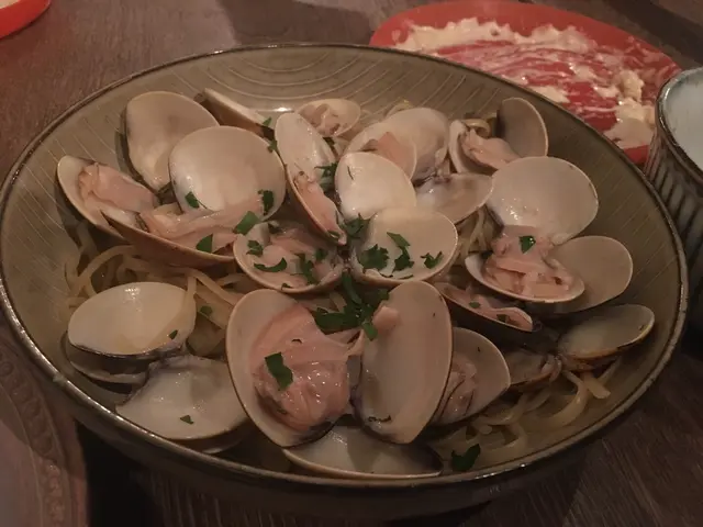 Linguine  with  Clams  