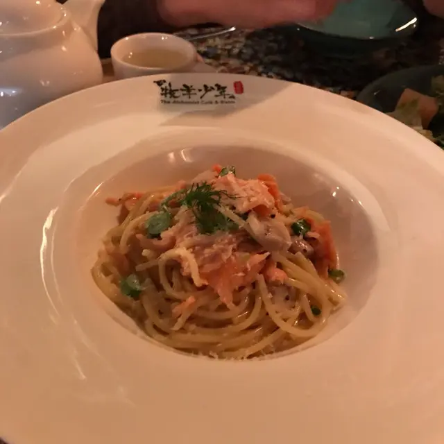煙三文魚忌廉蘑菇意粉