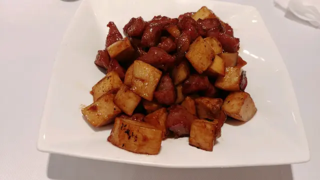 蒜片牛柳粒