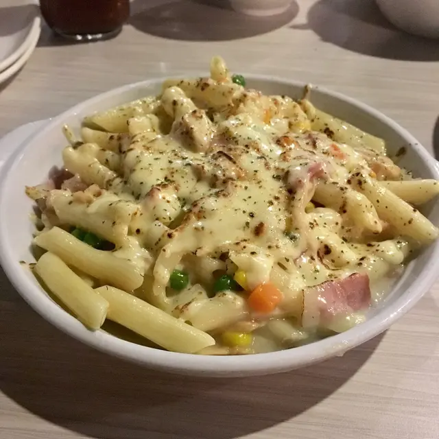 法式忌廉煙肉雜菌燴長通粉