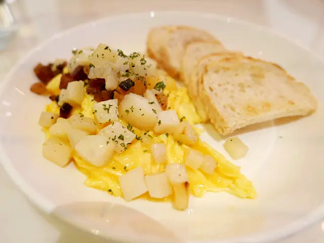 煙豬面仔薯仔炒蛋