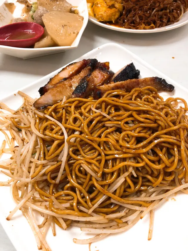 出乎意料好食既撈麵，豬頸肉好有咬口，鼓油同撈麵好夾，如果大家鍾意粗麵，都好正架!!