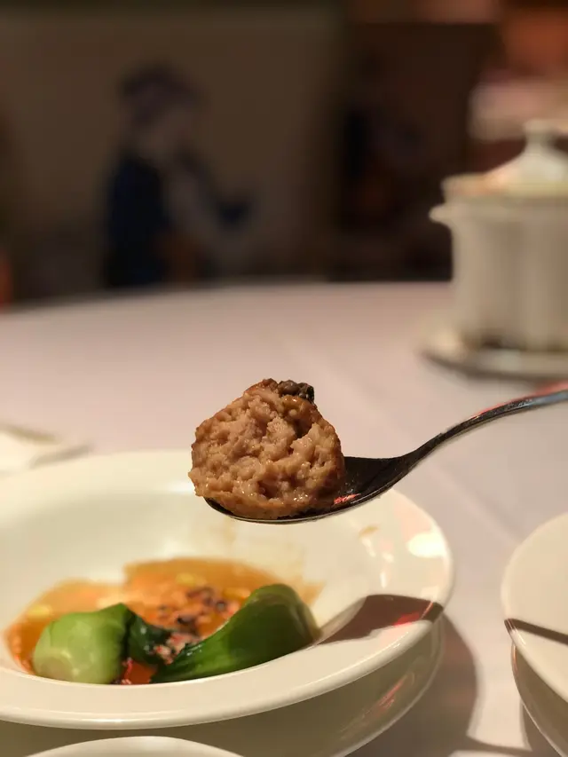 松露醬獅子頭