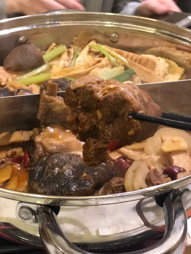 鴛鴦雙冬羊腩煲