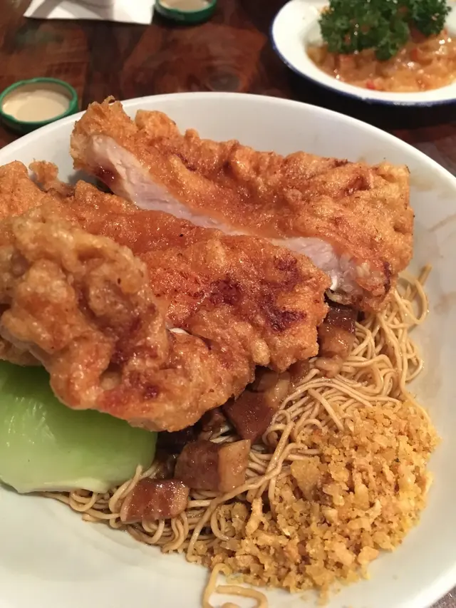 秘製豬扒撈麵(肉燥汁)