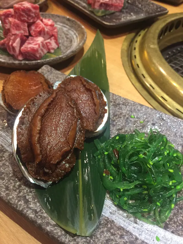 磯煮鮑魚  /  1客