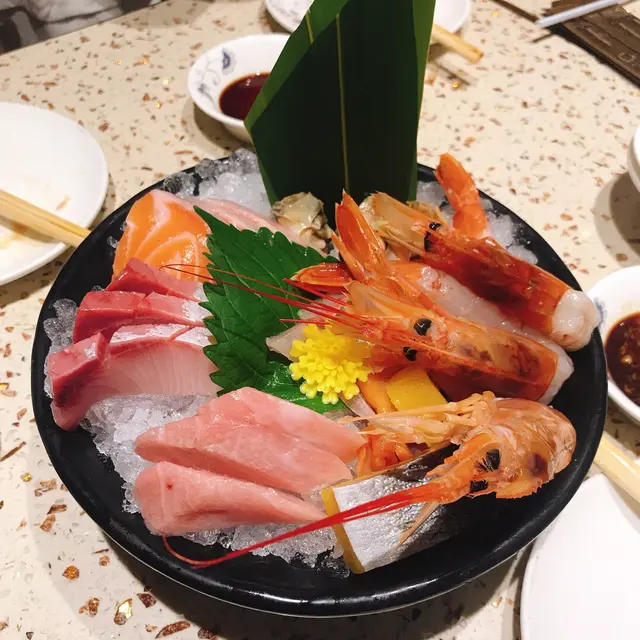 賣相好好 雖然個人唔鍾意食魚生