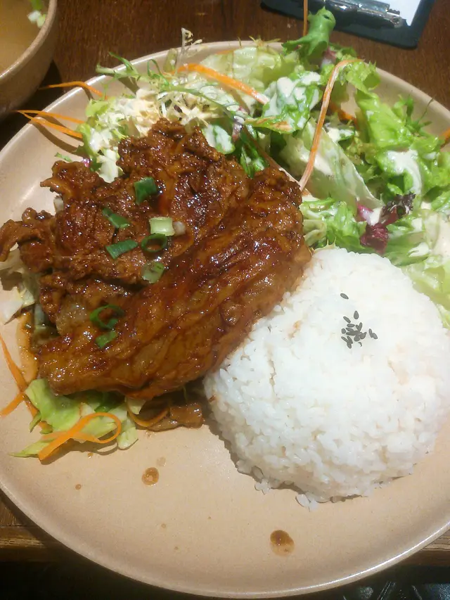 豬軟骨7小時煮定食