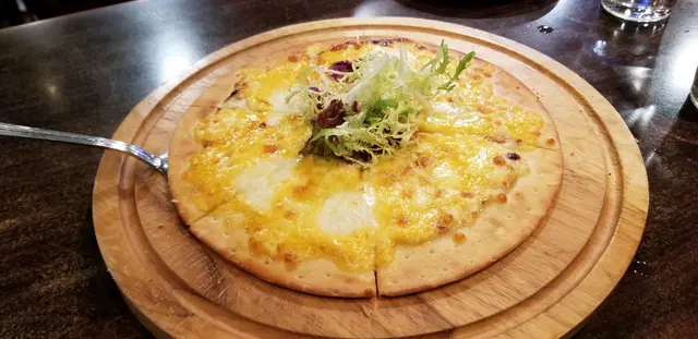 四式芝士pizza
