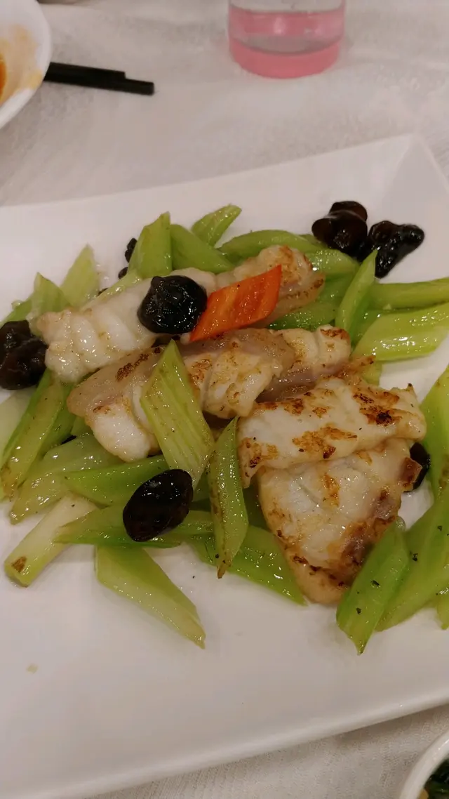 龍躉兩味 - 翡翠炒班球