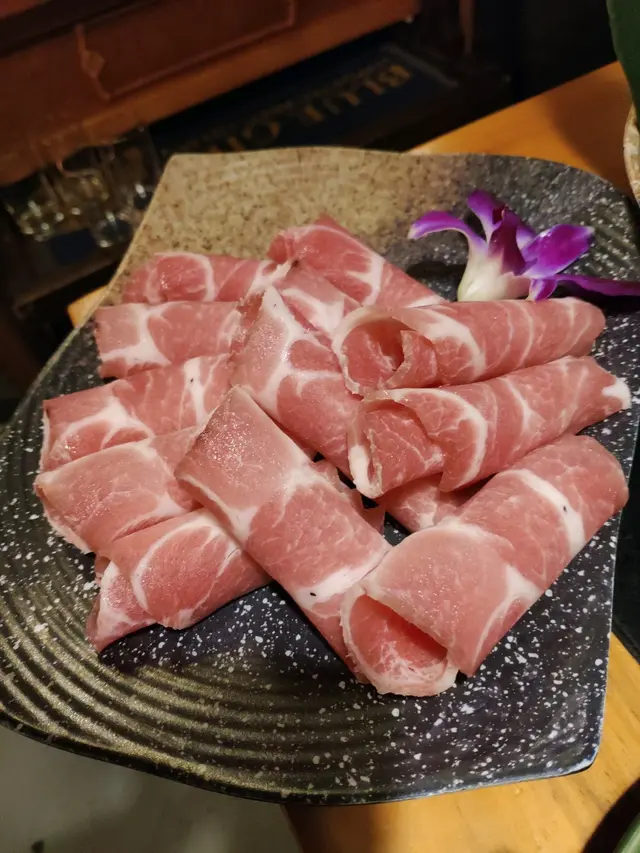 厚脂黑毛豬梅花肉