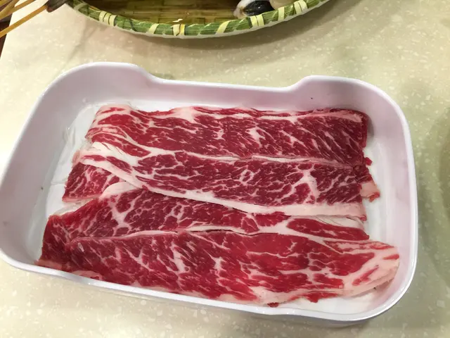 頂級肥牛