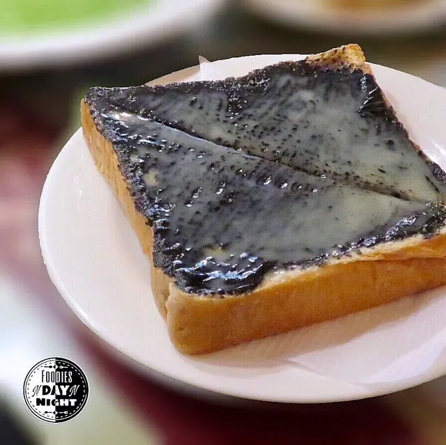 黑白多士