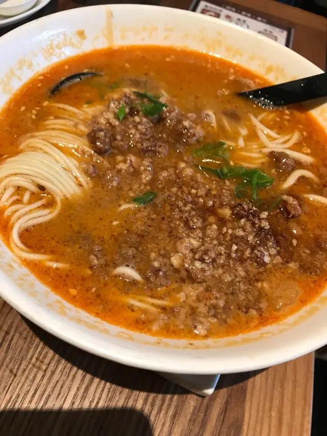 麵質爽口，肉碎也很多，唯一是辣味不夠