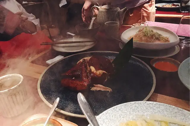 茶燻脆皮雞(半隻)