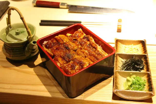 蒲燒活海鰻魚丼(三食)