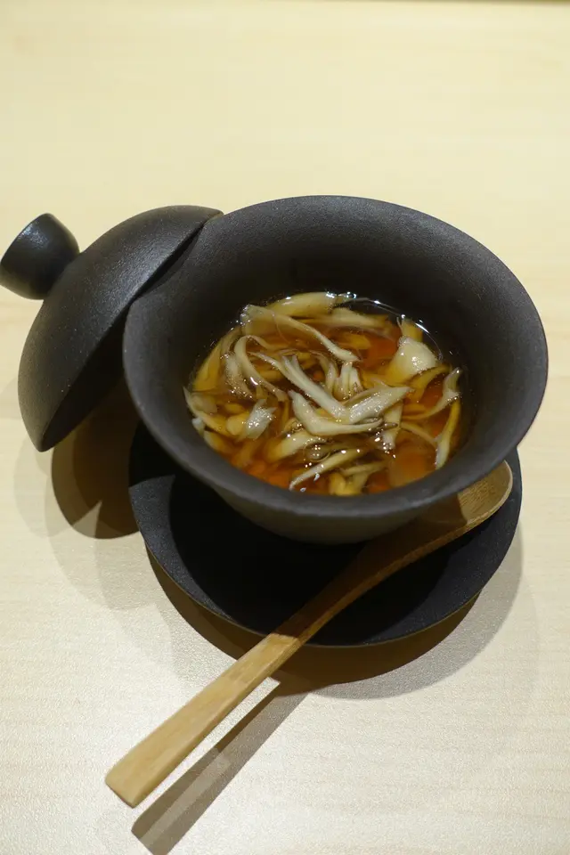 自家製舞茸菇配豆腐