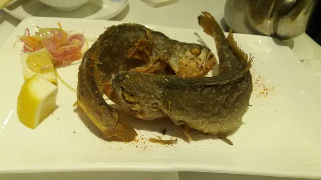 鹽燒小黃魚 ( 每條$48   兩條起)