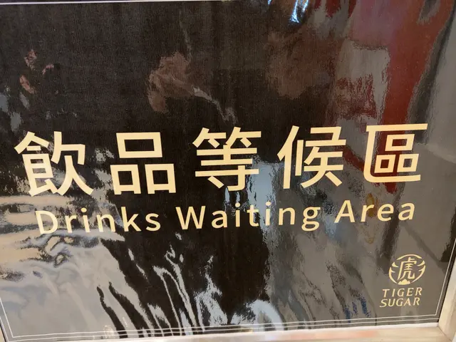 Find the sign for the correct queue