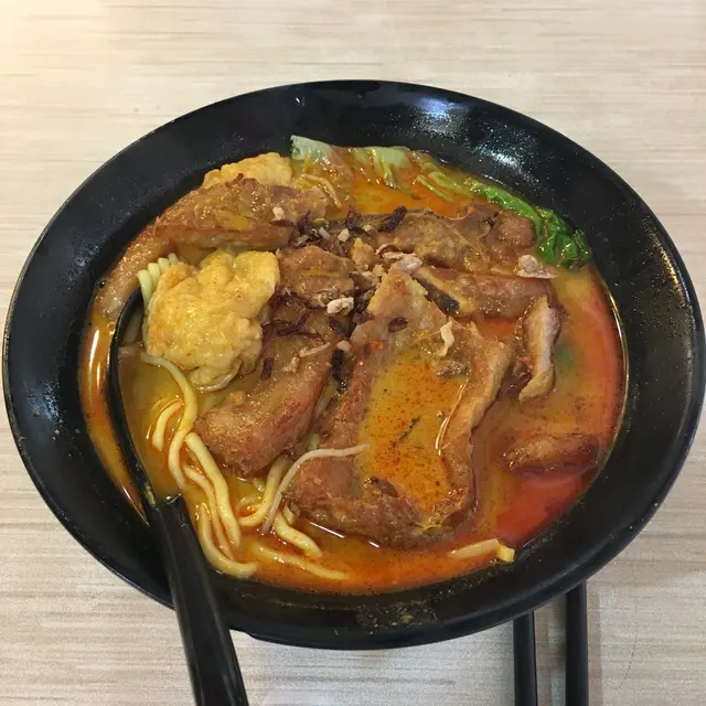 豬扒豆卜喇沙麵