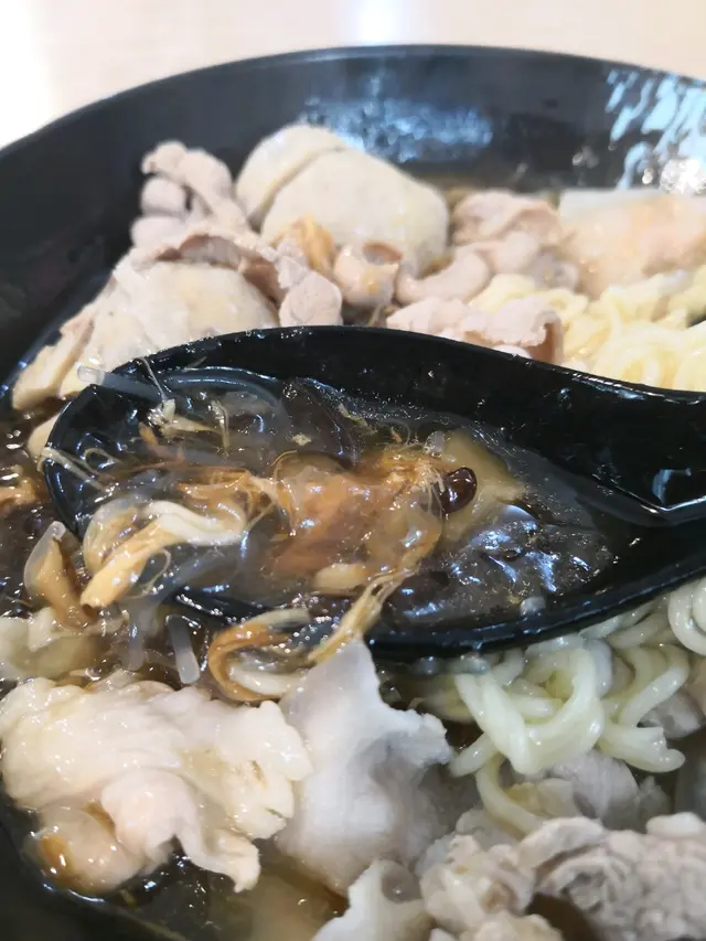 雞絲碗仔翅湯底麵