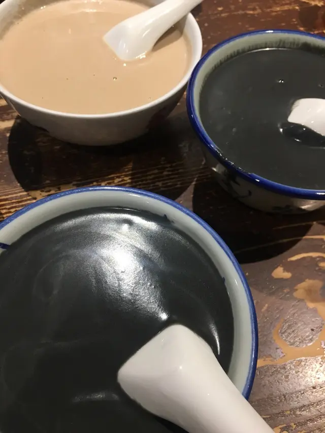 芝麻糊與合桃露