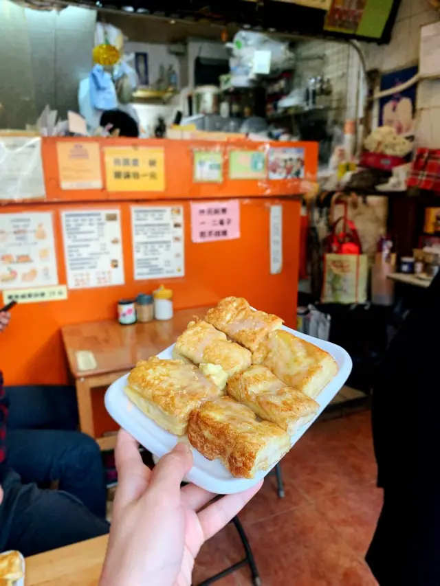 西多用上厚多士製作,咬落去好鬆軟,蛋香味濃但無半點無蛋腥味!好食過日本個D梳扶里PANCAKE多多聲