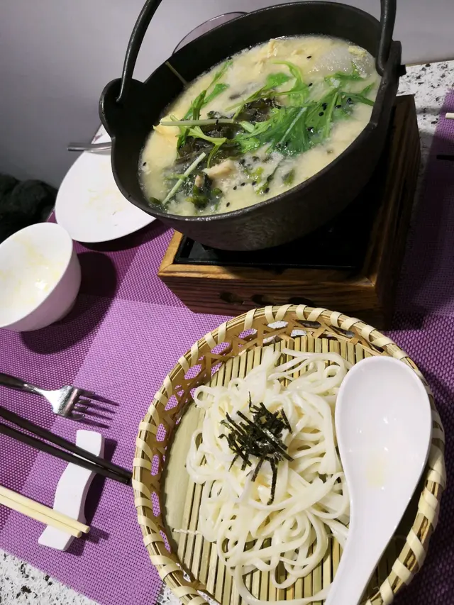 和風鮮蔬一品豆乳鍋配稻庭烏冬