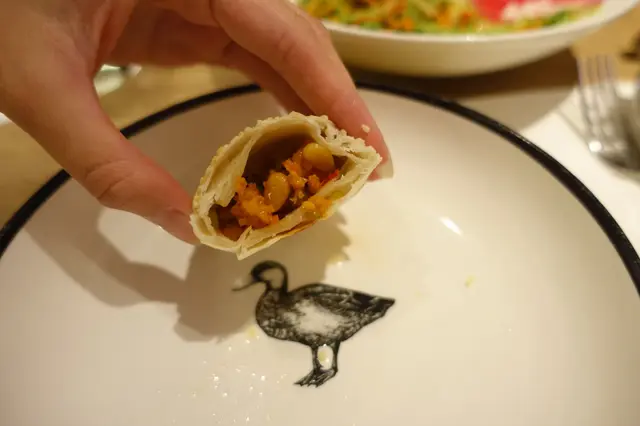 松子雞米香口惹味微辣！