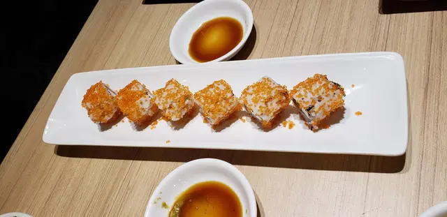 芝士與魚生味道很夾