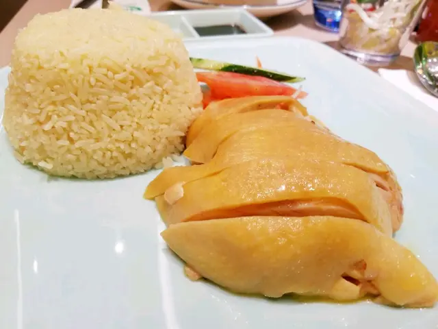 皮爽脆，肉嫩滑，還去了骨，很贊