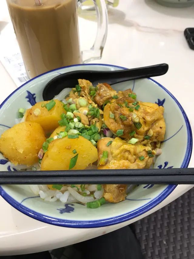 檳城咖喱雞肉老鼠粉