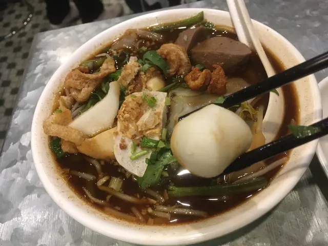 羅勇什錦湯河