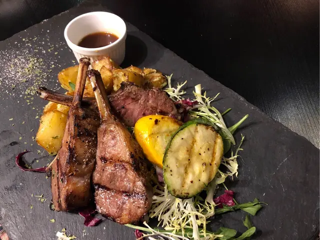 凡高頂級和羊餐