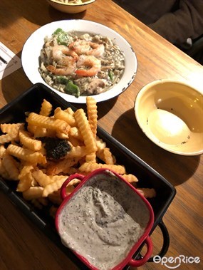 黑松露海蝦意大利飯+黑松露醬薯條 - 旺角的老二花廳