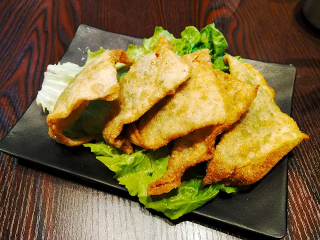 同名一樣,香脆唔肥膩,饀料豐富