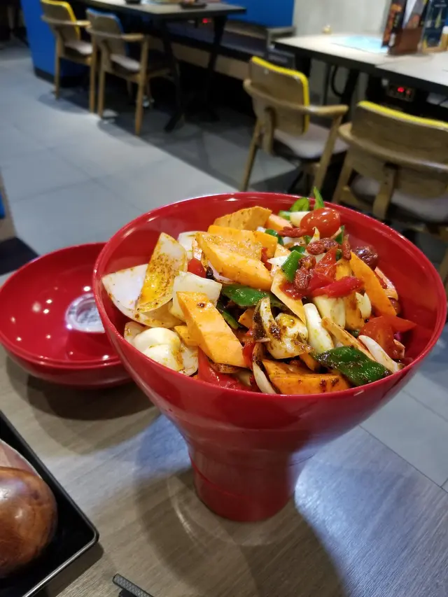 牛魔煌燜鍋 - 配料