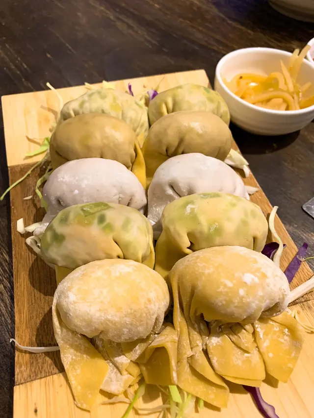 滾得囍餃子拼盤