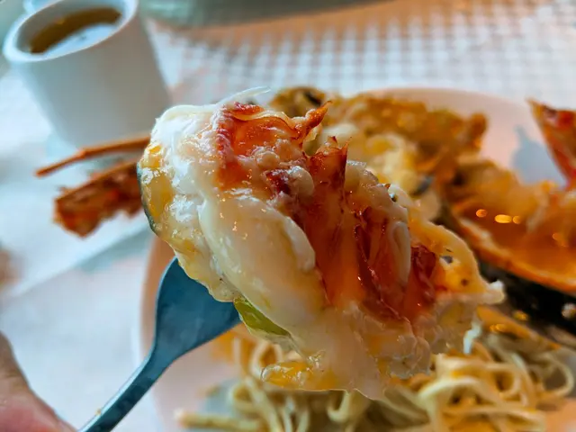 上湯焗龍蝦伊麵