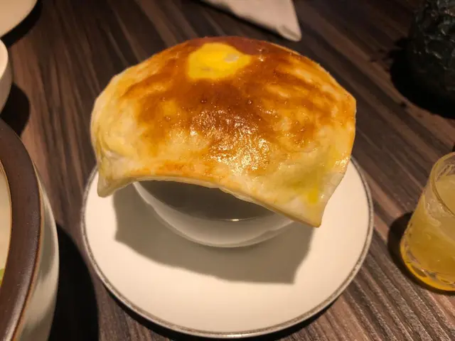 酥皮蝦濃湯