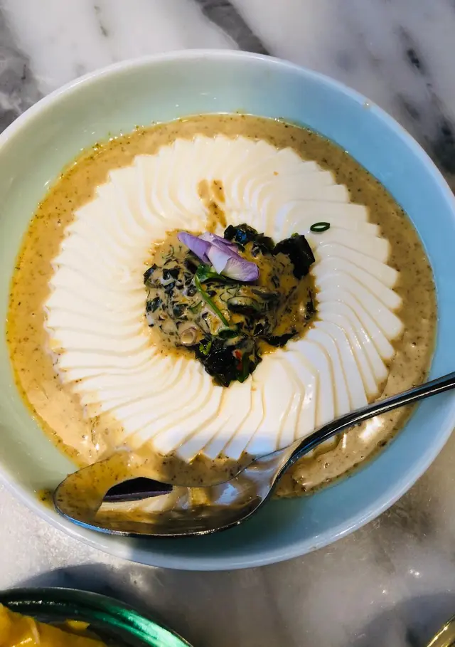 小聚拼盤 - 皮蛋豆腐