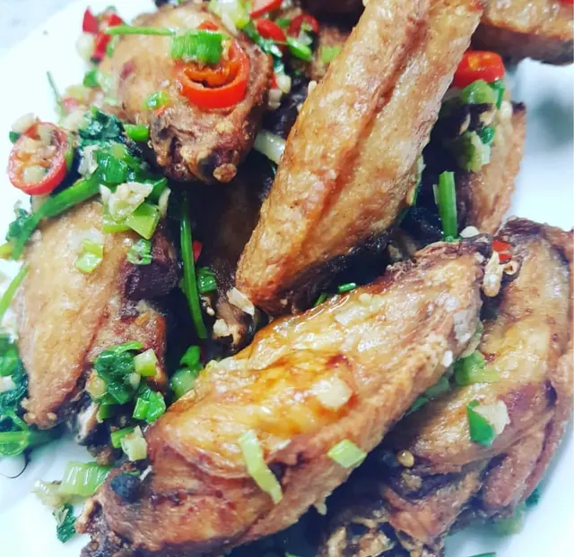 炸雞翼竟然可以咁入味!