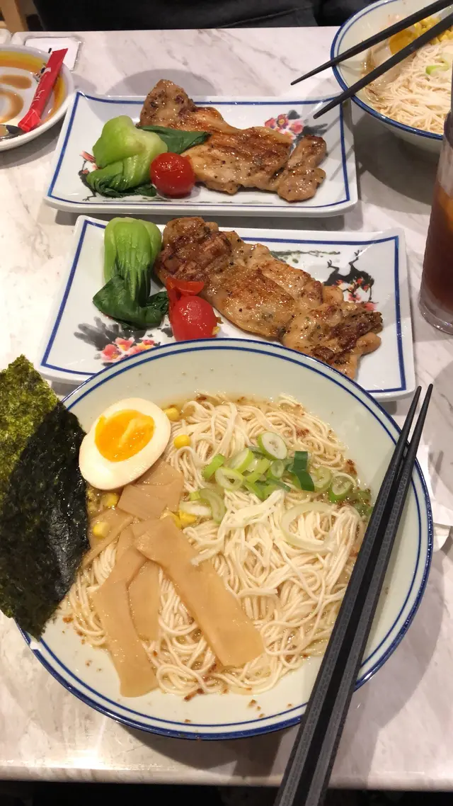 榮式雞朳淮山麵