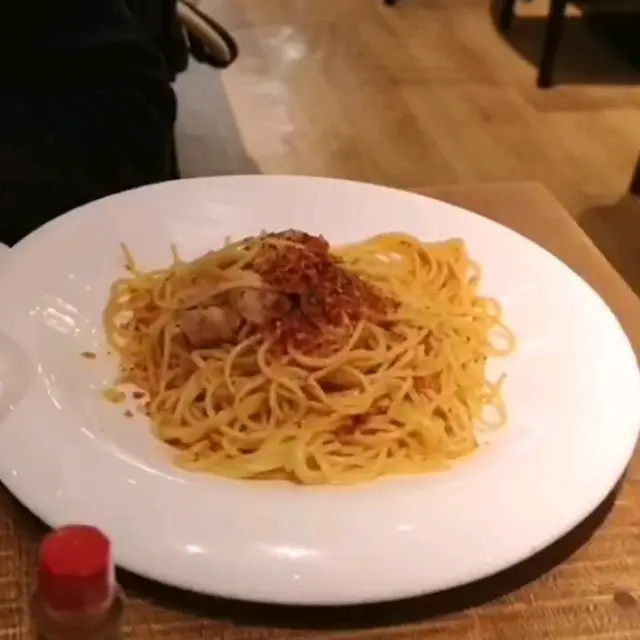 雙重辣味煙肉蒜香魔鬼意粉