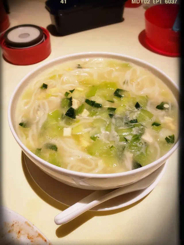 嫩雞煨麵（$58）