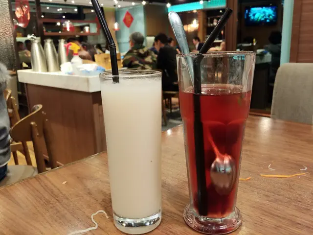 紅毛榴槤汁，冰川楊梅水