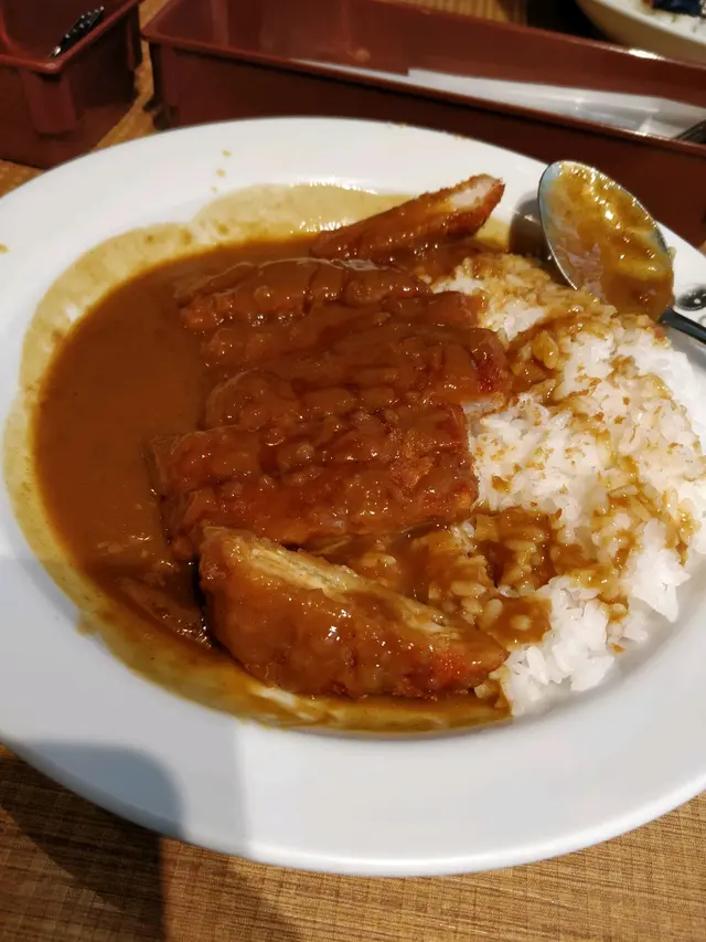 炸豬扒咖哩飯