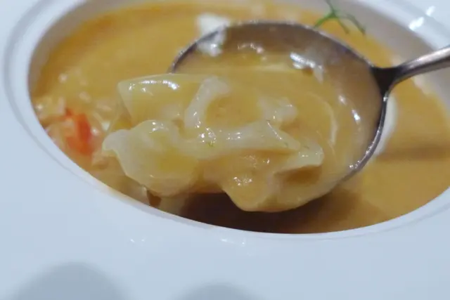 花膠螺頭片波士頓龍蝦湯