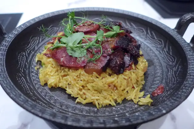 西班牙油香臘味炒飯